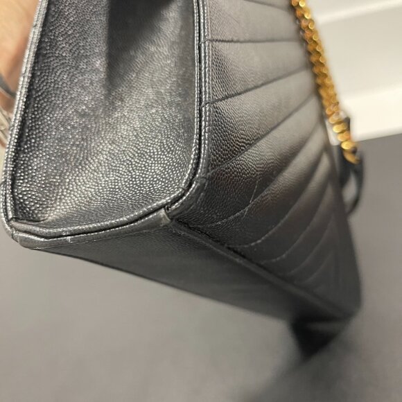 Saint Laurent Large Monogram Matelasse Envelope Shoulder Bag (JB1055) - Picture 6 of 13